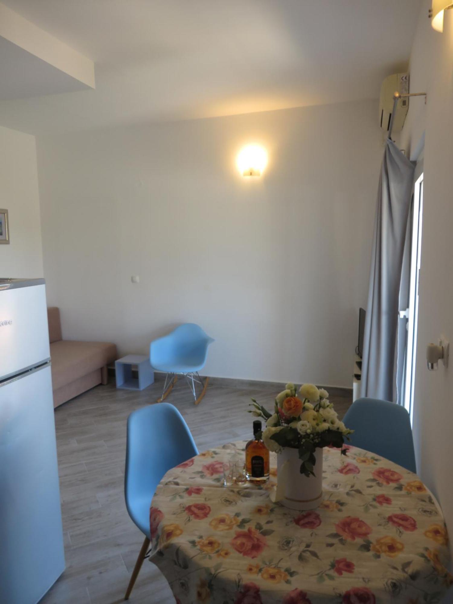 Apartments Tonka Pakoštane Zimmer foto